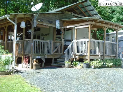 1079 Whenlin Ridge Rd, Lansing, NC 28643 photo 1