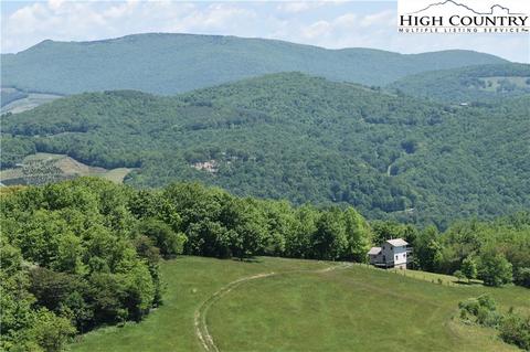 2245 Little Windfall Rd, Lansing, NC 28643 photo 10