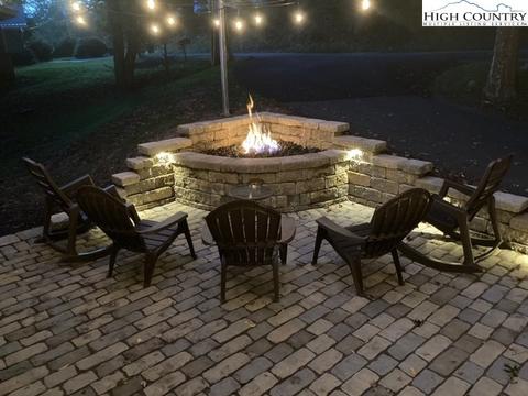 286 Sunset Dr, Boone, NC 28607 photo 2