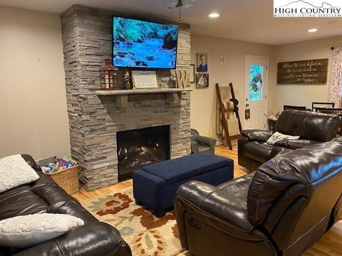 286 Sunset Dr, Boone, NC 28607 photo 4