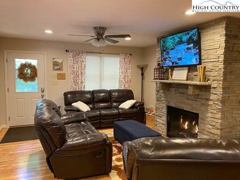 286 Sunset Dr, Boone, NC 28607 photo 3