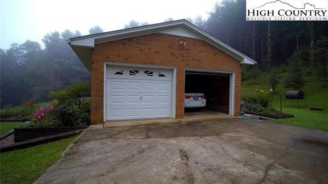 469 Maple Leaf Ln, Galax, VA 24333 photo 7