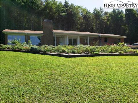 469 Maple Leaf Ln, Galax, VA 24333 photo 1
