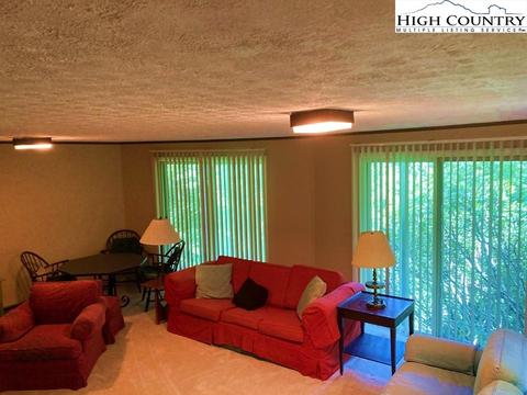 693 Skiview Dr, Seven Devils, NC 28604 photo 27