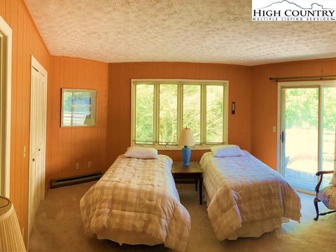 693 Skiview Dr, Seven Devils, NC 28604 photo 16