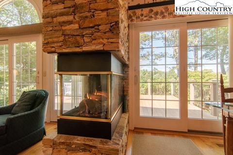 843 County Downs Ave, Roaring Gap, NC 28668 photo 3
