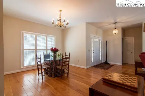 843 County Downs Ave, Roaring Gap, NC 28668 photo 5