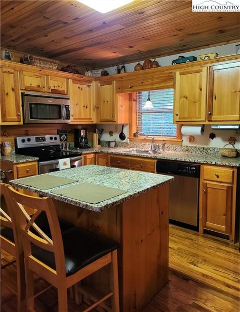 369 Green Meadows Dr, Todd, NC 28684 photo 16