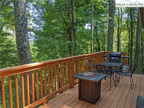 584 Horse Shoe Ridge E Rd, Deep Gap, NC 28618 photo 19
