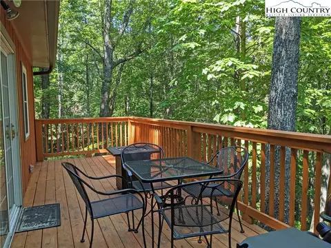 584 Horse Shoe Ridge E Rd, Deep Gap, NC 28618 photo 18