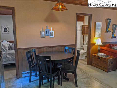 584 Horse Shoe Ridge E Rd, Deep Gap, NC 28618 photo 8
