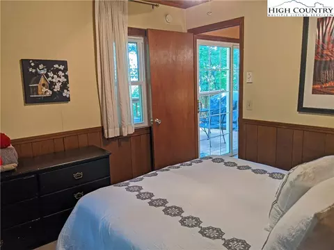 584 Horse Shoe Ridge E Rd, Deep Gap, NC 28618 photo 17