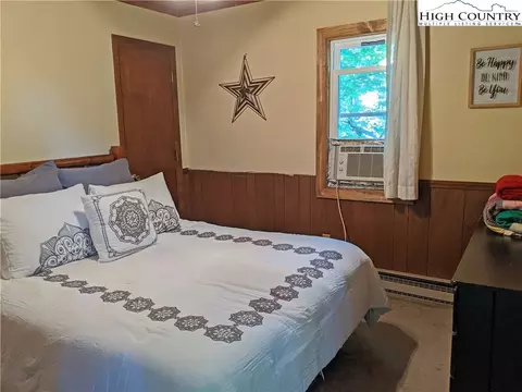 584 Horse Shoe Ridge E Rd, Deep Gap, NC 28618 photo 16