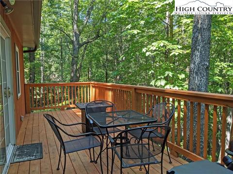 584 Horse Shoe Ridge E Rd, Deep Gap, NC 28618 photo 18