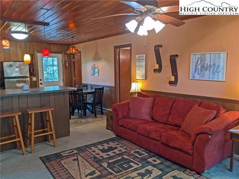 584 Horse Shoe Ridge E Rd, Deep Gap, NC 28618 photo 12