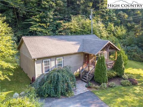 214 Roy E Brown Rd, Vilas, NC 28692 photo 2