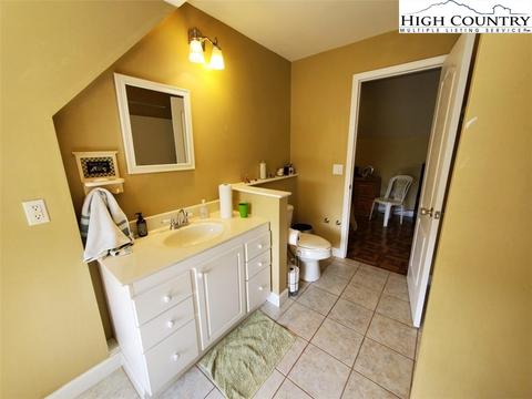 432 High Knolls Ln, Deep Gap, NC 28618 photo 25
