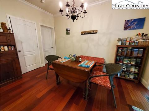 432 High Knolls Ln, Deep Gap, NC 28618 photo 17