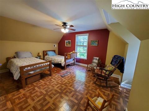 432 High Knolls Ln, Deep Gap, NC 28618 photo 21