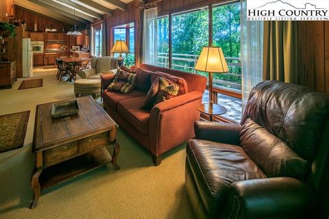 207 Spruce, Boone, NC 28607 photo 8