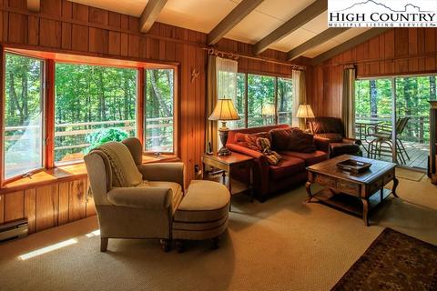 207 Spruce, Boone, NC 28607 photo 7