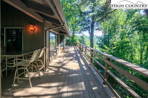 207 Spruce, Boone, NC 28607 photo 25