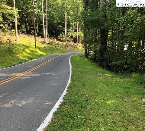 1014 Pine Ridge Rd, Beech Mountain, NC 28604 photo 4