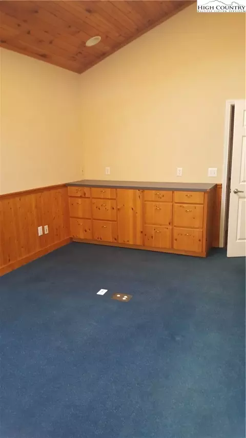 290 Queen St, Boone, NC 28607 photo 17