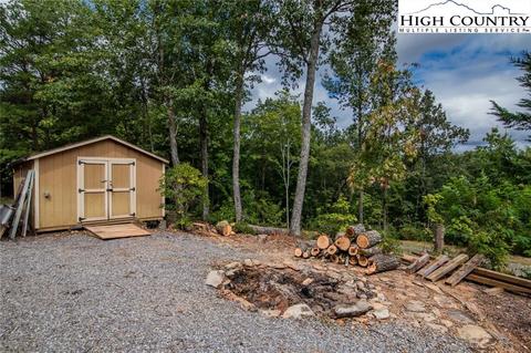 868 Staghorn Rd, Purlear, NC 28665 photo 43