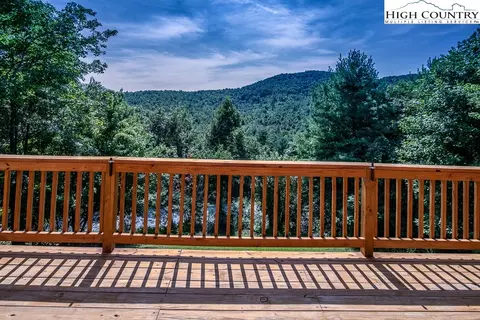 261 High Knolls Ln, Deep Gap, NC 28618 photo 3