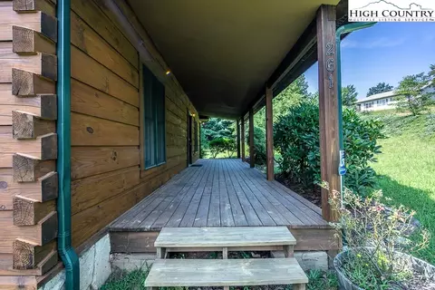 261 High Knolls Ln, Deep Gap, NC 28618 photo 7