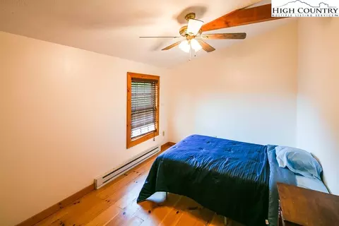 261 High Knolls Ln, Deep Gap, NC 28618 photo 32
