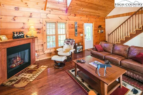 261 High Knolls Ln, Deep Gap, NC 28618 photo 11