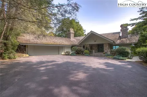 258 Hickory, Boone, NC 28607 photo 1