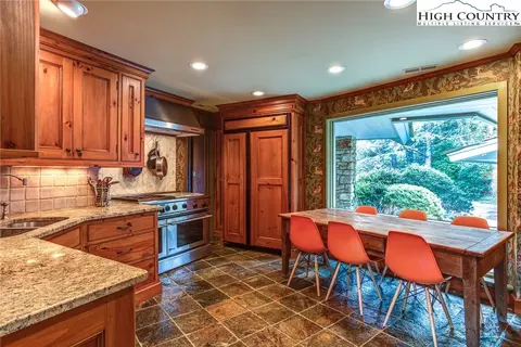 258 Hickory, Boone, NC 28607 photo 15