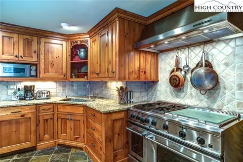258 Hickory, Boone, NC 28607 photo 17