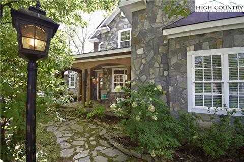 373 Brookside Dr, Boone, NC 28607 photo 3