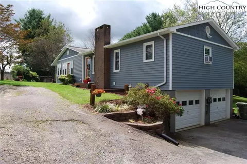 185 James St, Sparta, NC 28675 photo 1