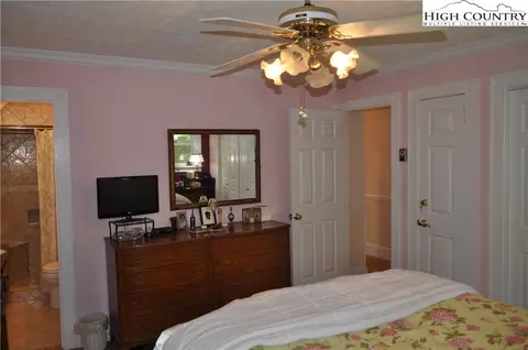 196 Blue Meadow Dr, Deep Gap, NC 28618 photo 15