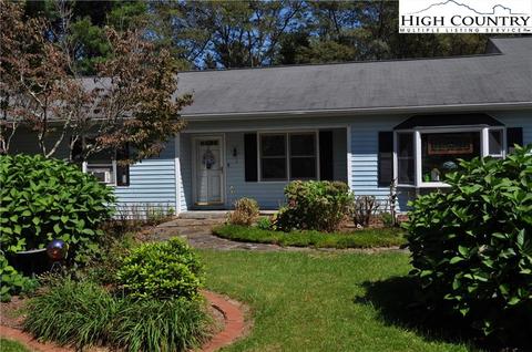 196 Blue Meadow Dr, Deep Gap, NC 28618 photo 4