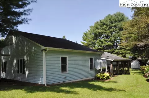 196 Blue Meadow Dr, Deep Gap, NC 28618 photo 21