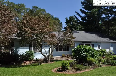 196 Blue Meadow Dr, Deep Gap, NC 28618 photo 3