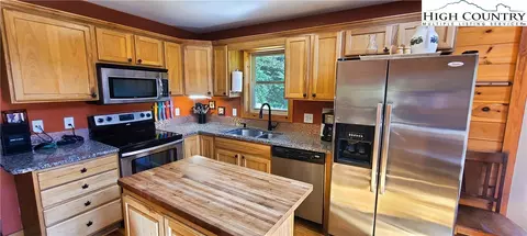 3240 Howards Creek Rd, Boone, NC 28607 photo 13