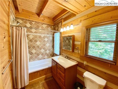 1197 Devils Lake Dr, Seven Devils, NC 28604 photo 18