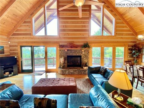 1197 Devils Lake Dr, Seven Devils, NC 28604 photo 9