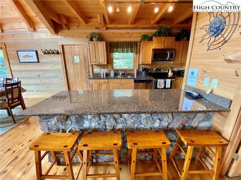 1197 Devils Lake Dr, Seven Devils, NC 28604 photo 8