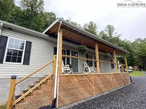 355 Smithey Rd, Crumpler, NC 28617 photo 1