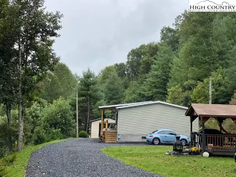 355 Smithey Rd, Crumpler, NC 28617 photo 19