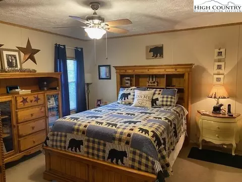 355 Smithey Rd, Crumpler, NC 28617 photo 12