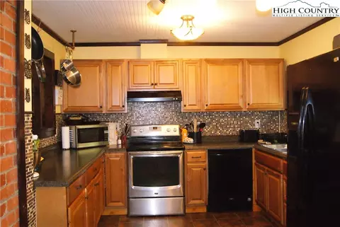 85 Mount Carmel Rd, Sparta, NC 28675 photo 6